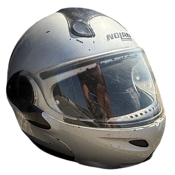 🏍️ Nolan N100E XL Silver Motorcycle Helmet DOT Approved Made in Italy - Picture 1 of 5